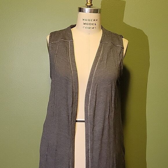 Chico’s Zenergy Long Vest w/ Metallic Thread - Picture 1 of 5